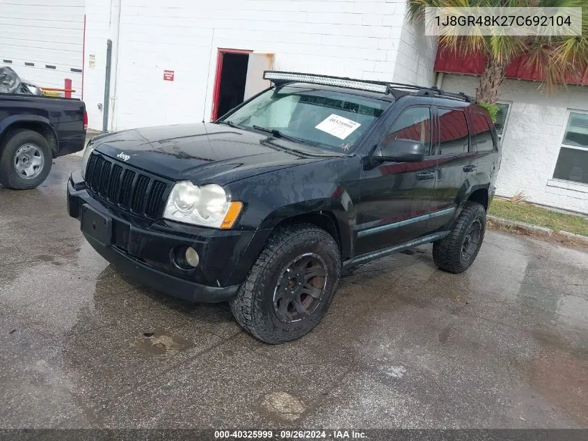 2007 Jeep Grand Cherokee Laredo VIN: 1J8GR48K27C692104 Lot: 40325999