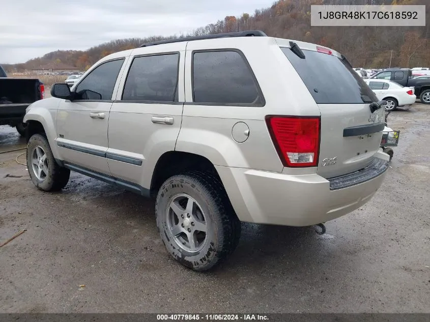 1J8GR48K17C618592 2007 Jeep Grand Cherokee Laredo