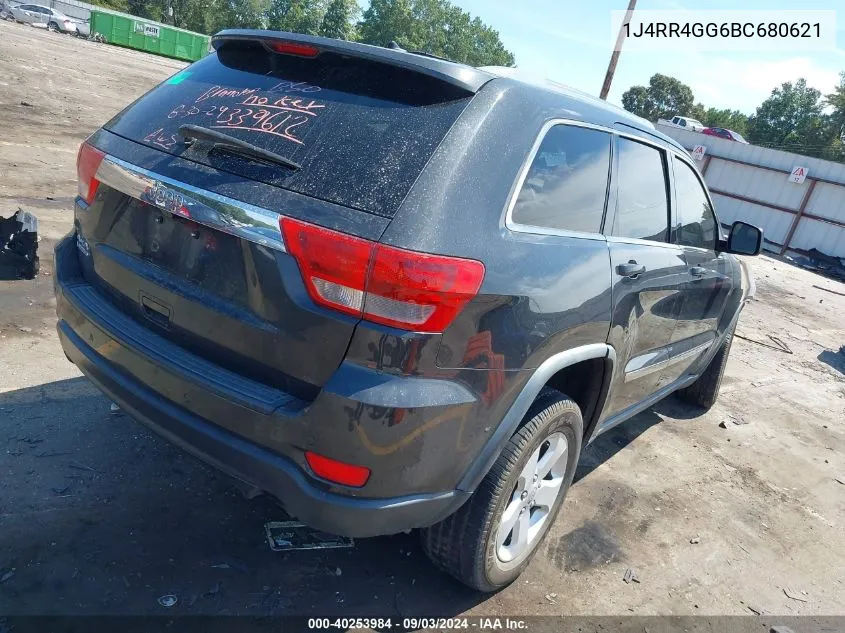 1J4RR4GG6BC680621 2011 Jeep Grand Cherokee Laredo