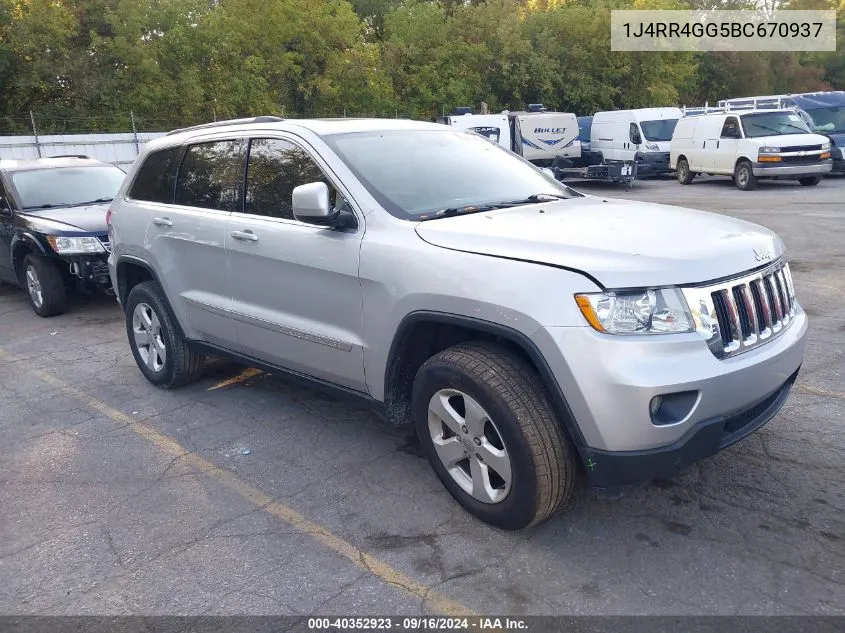 1J4RR4GG5BC670937 2011 Jeep Grand Cherokee Laredo