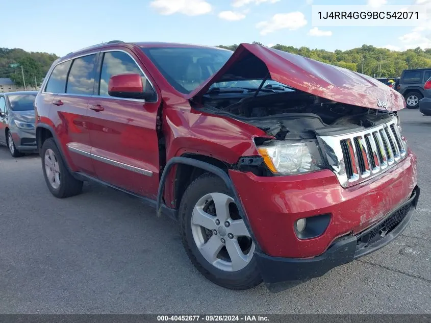 1J4RR4GG9BC542071 2011 Jeep Grand Cherokee Laredo