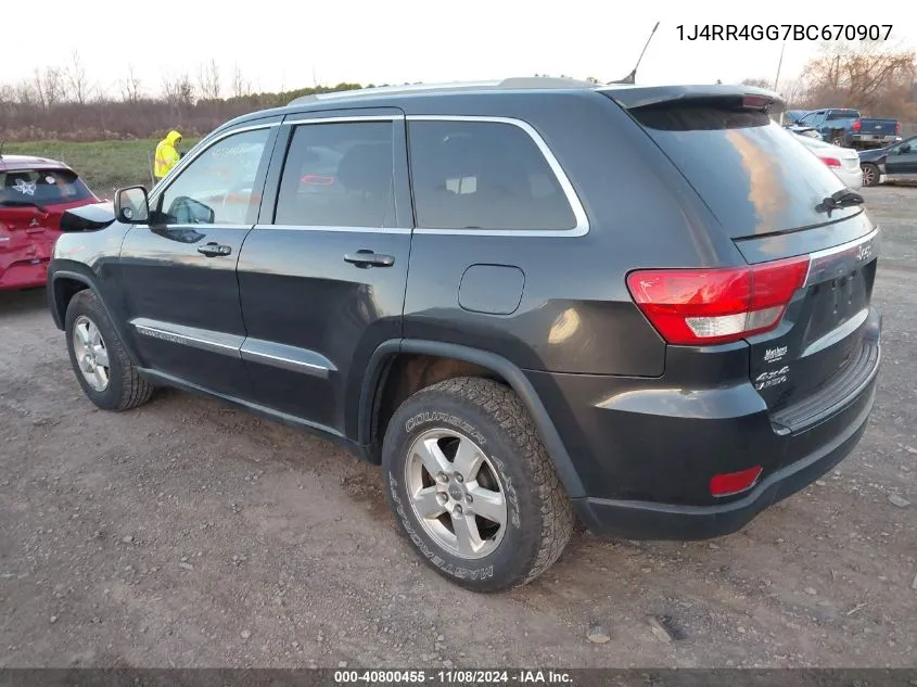 2011 Jeep Grand Cherokee Laredo VIN: 1J4RR4GG7BC670907 Lot: 40800455