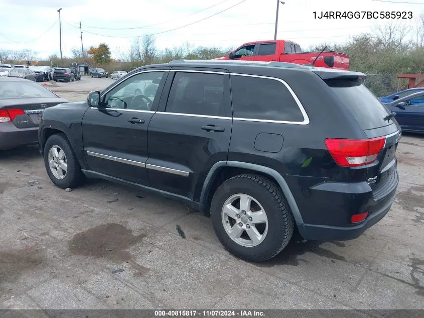 2011 Jeep Grand Cherokee Laredo VIN: 1J4RR4GG7BC585923 Lot: 40815817