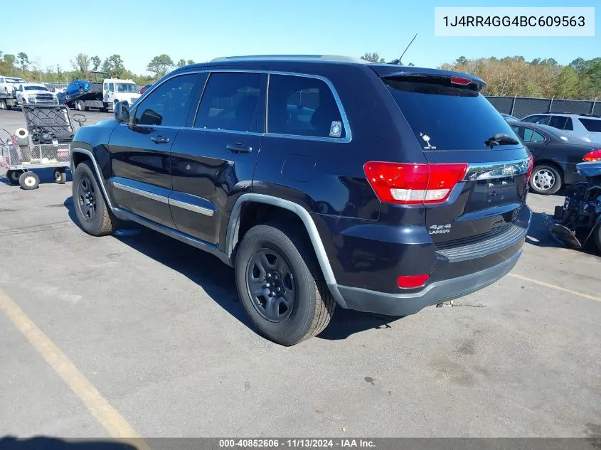 1J4RR4GG4BC609563 2011 Jeep Grand Cherokee Laredo