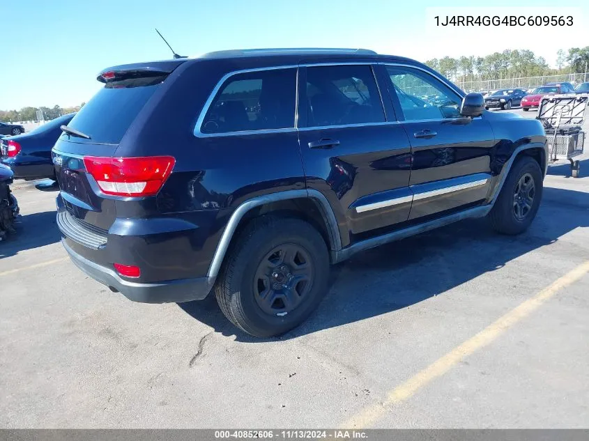 1J4RR4GG4BC609563 2011 Jeep Grand Cherokee Laredo