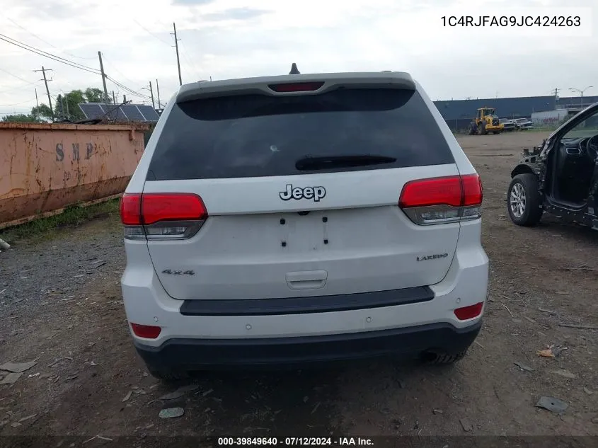 1C4RJFAG9JC424263 2018 Jeep Grand Cherokee Laredo