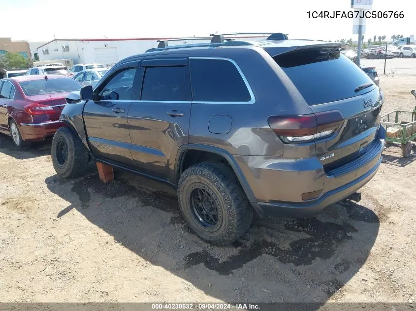 1C4RJFAG7JC506766 2018 Jeep Grand Cherokee Laredo E 4X4