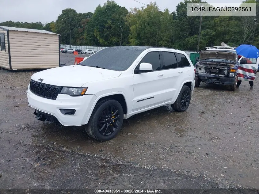 1C4RJEAG6JC392561 2018 Jeep Grand Cherokee Altitude 4X2