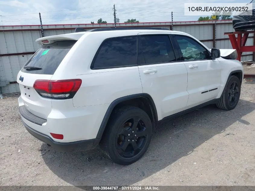 1C4RJEAG2KC690252 2019 Jeep Grand Cherokee Upland 4X2