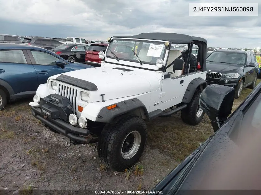 1992 Jeep Wrangler / Yj VIN: 2J4FY29S1NJ560098 Lot: 40478357