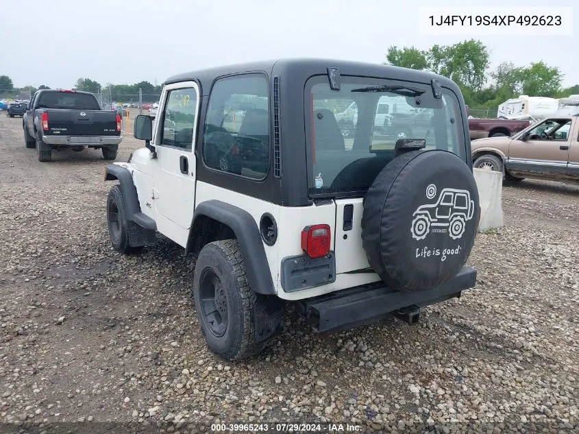 1999 Jeep Wrangler Sport VIN: 1J4FY19S4XP492623 Lot: 39965243