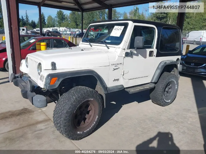 2000 Jeep Wrangler Sport VIN: 1J4FA49S5YP744807 Lot: 40254276