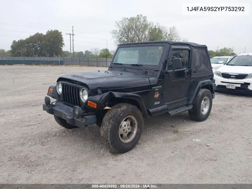 2000 Jeep Wrangler Sahara VIN: 1J4FA59S2YP753292 Lot: 40435892