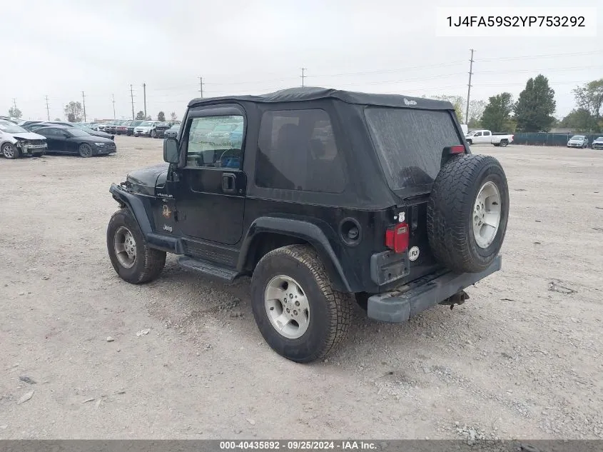 2000 Jeep Wrangler Sahara VIN: 1J4FA59S2YP753292 Lot: 40435892