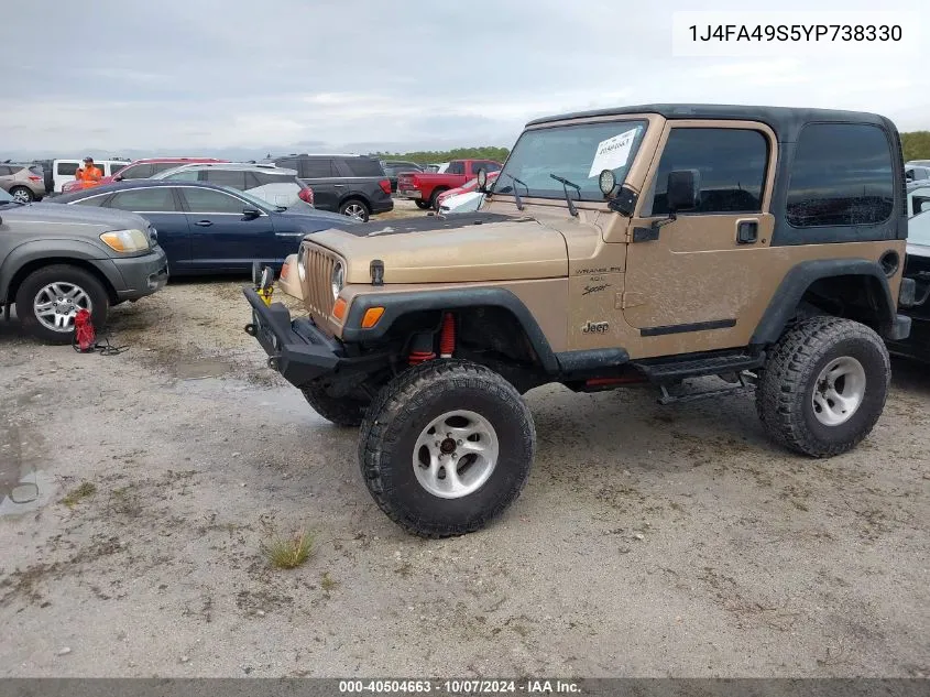 2000 Jeep Wrangler / Tj Sport VIN: 1J4FA49S5YP738330 Lot: 40504663