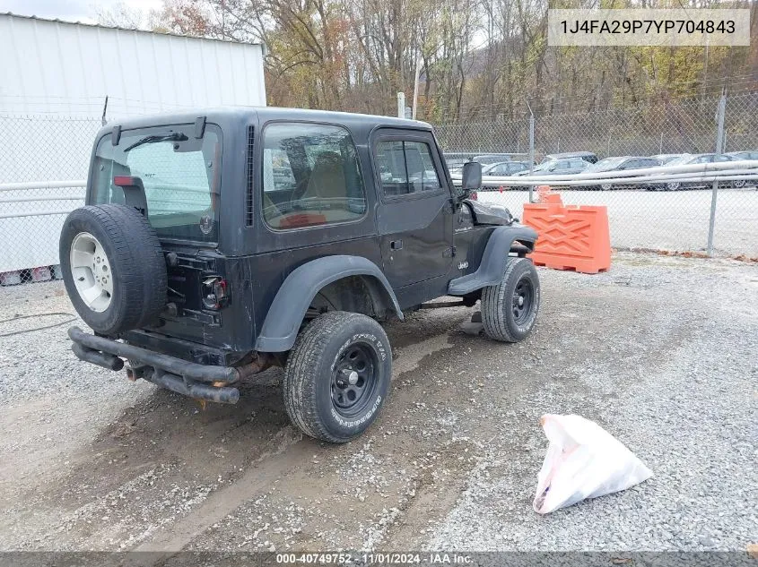 2000 Jeep Wrangler Se VIN: 1J4FA29P7YP704843 Lot: 40749752