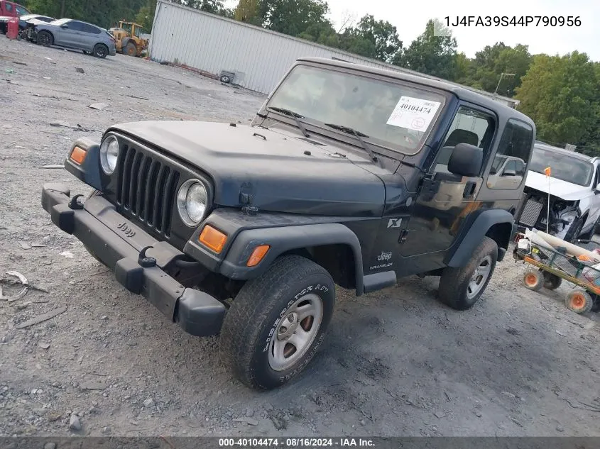 2004 Jeep Wrangler X VIN: 1J4FA39S44P790956 Lot: 40104474