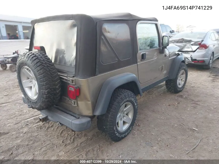 2004 Jeep Wrangler Rubicon VIN: 1J4FA69S14P741229 Lot: 40712399