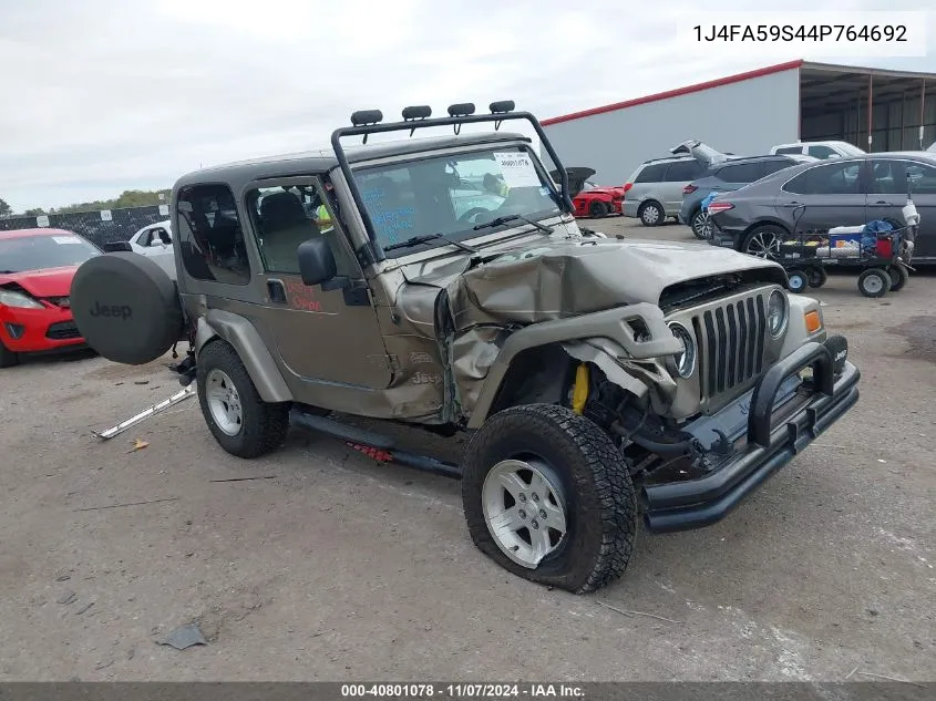 2004 Jeep Wrangler Sahara VIN: 1J4FA59S44P764692 Lot: 40801078