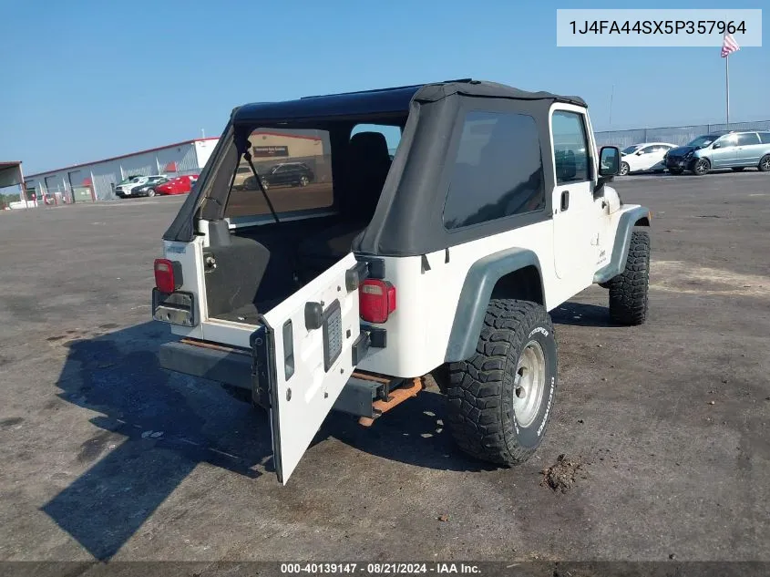 2005 Jeep Wrangler / Tj Unlimited VIN: 1J4FA44SX5P357964 Lot: 40139147