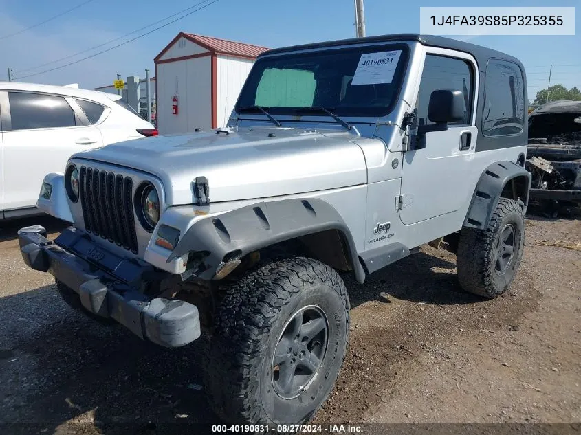 2005 Jeep Wrangler X VIN: 1J4FA39S85P325355 Lot: 40190831