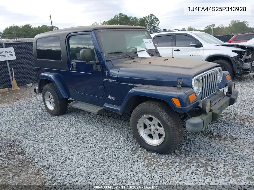 2005 Jeep Wrangler Unlimited VIN: 1J4FA44S25P343928 Lot: 40834982