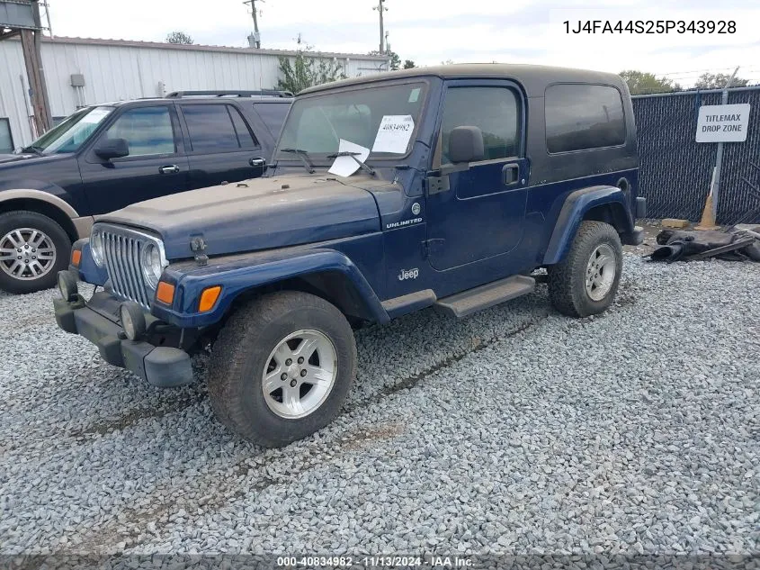 2005 Jeep Wrangler Unlimited VIN: 1J4FA44S25P343928 Lot: 40834982