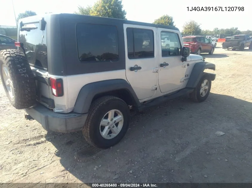 2007 Jeep Wrangler Unlimited X VIN: 1J4GA39167L120798 Lot: 40265480