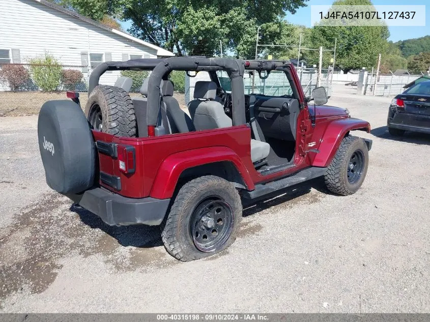 2007 Jeep Wrangler Sahara VIN: 1J4FA54107L127437 Lot: 40315198