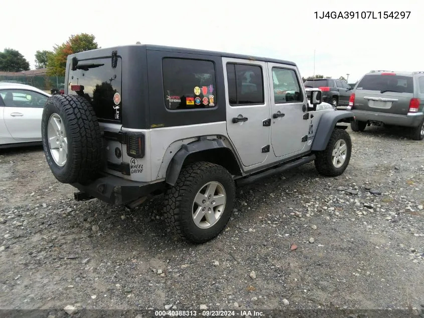 2007 Jeep Wrangler X VIN: 1J4GA39107L154297 Lot: 40388313