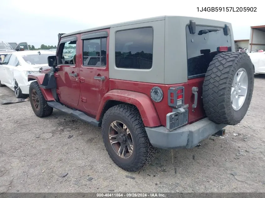 2007 Jeep Wrangler Unlimited Sahara VIN: 1J4GB59157L205902 Lot: 40411864