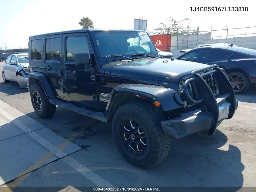 2007 Jeep Wrangler Unlimited Sahara VIN: 1J4GB59167L133818 Lot: 40482232