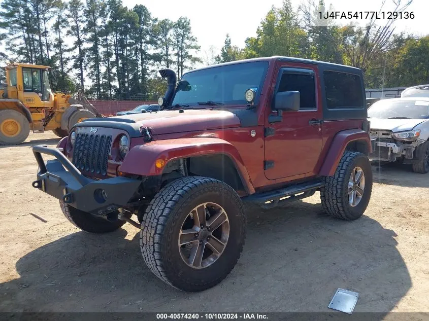 2007 Jeep Wrangler Sahara VIN: 1J4FA54177L129136 Lot: 40574240