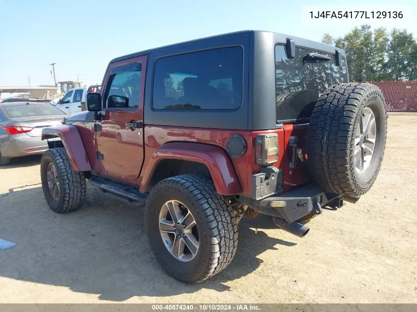 2007 Jeep Wrangler Sahara VIN: 1J4FA54177L129136 Lot: 40574240