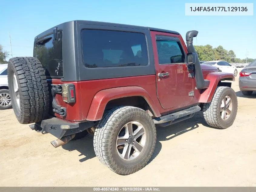 2007 Jeep Wrangler Sahara VIN: 1J4FA54177L129136 Lot: 40574240