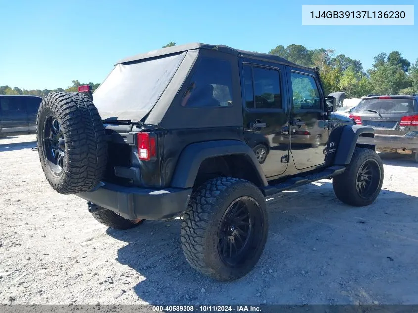 2007 Jeep Wrangler Unlimited X VIN: 1J4GB39137L136230 Lot: 40589308