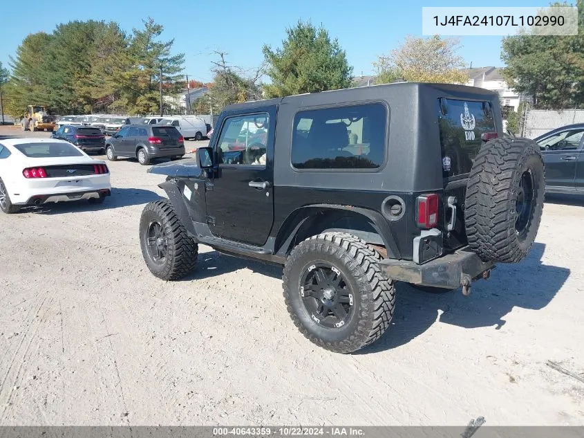 2007 Jeep Wrangler X VIN: 1J4FA24107L102990 Lot: 40643359