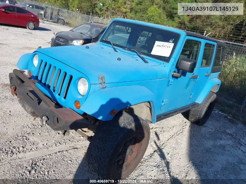 2007 Jeep Wrangler Unlimited X VIN: 1J4GA39107L145129 Lot: 40659719