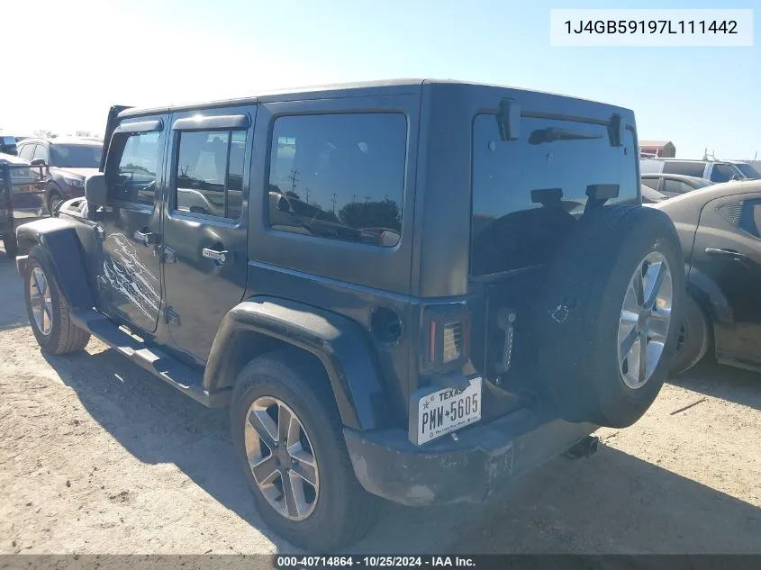 2007 Jeep Wrangler Unlimited Sahara VIN: 1J4GB59197L111442 Lot: 40714864