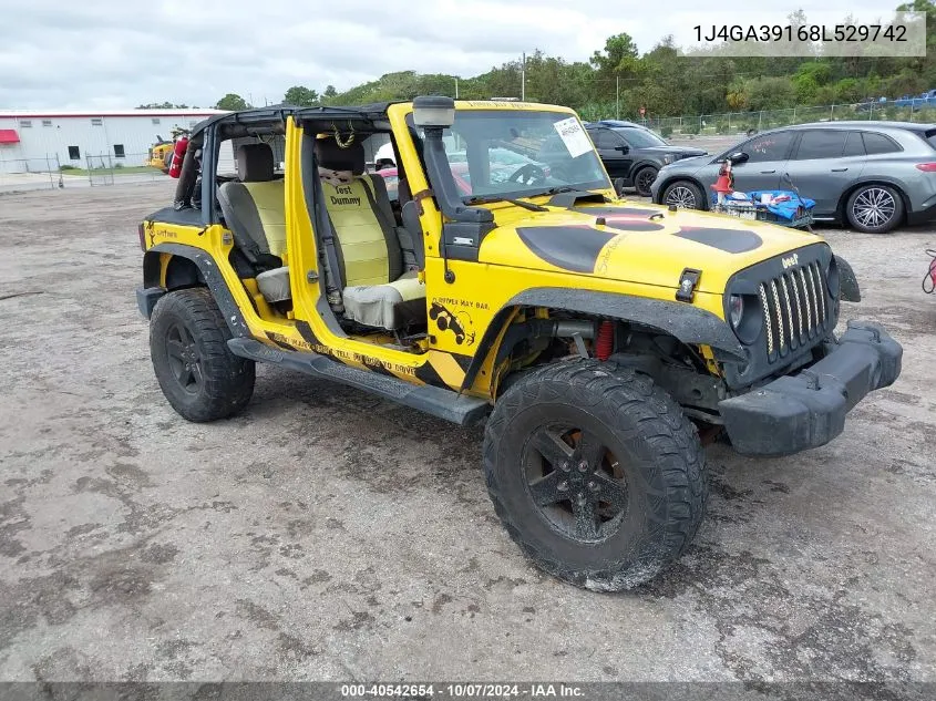 2008 Jeep Wrangler Unlimited X VIN: 1J4GA39168L529742 Lot: 40542654