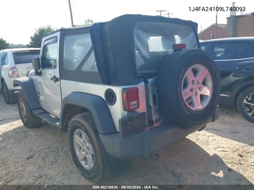 2009 Jeep Wrangler X VIN: 1J4FA24109L740093 Lot: 40216835