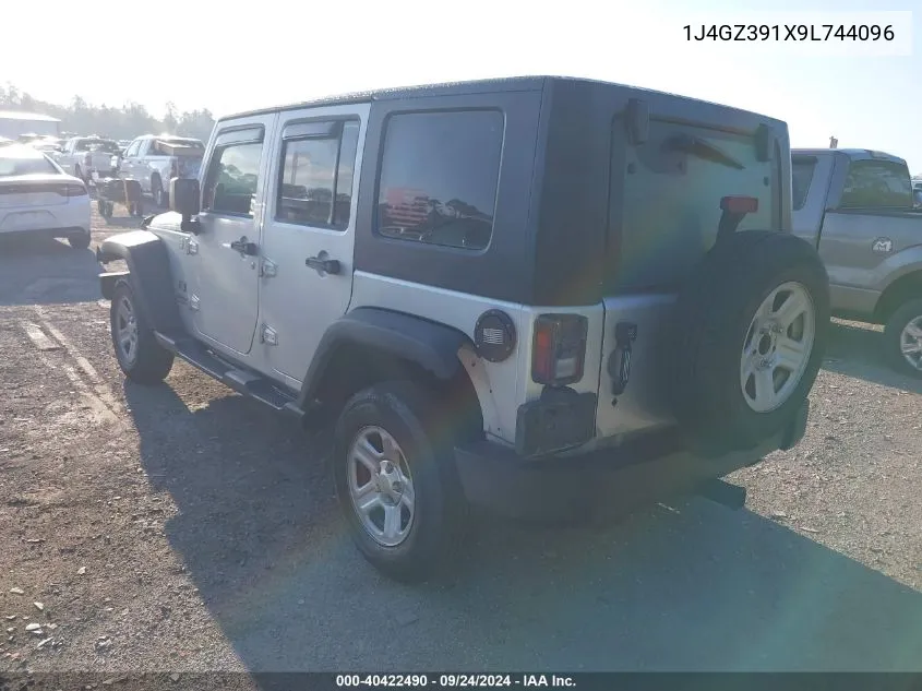 1J4GZ391X9L744096 2009 Jeep Wrangler Unlimited X Rhd