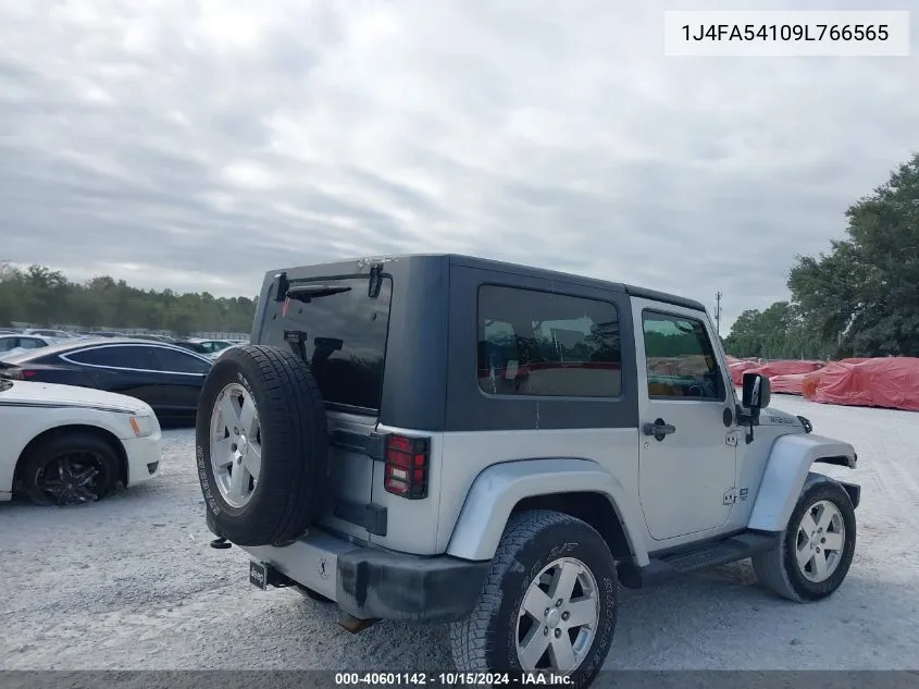 2009 Jeep Wrangler Sahara VIN: 1J4FA54109L766565 Lot: 40601142