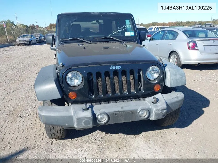 2010 Jeep Wrangler Unlimited Sport VIN: 1J4BA3H19AL100225 Lot: 40602526