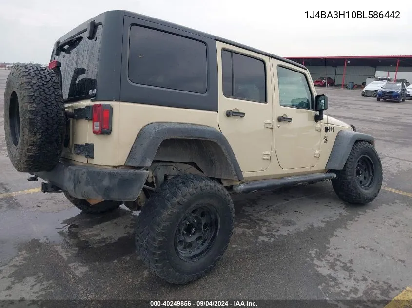 2011 Jeep Wrangler Unlimited Sport VIN: 1J4BA3H10BL586442 Lot: 40249856