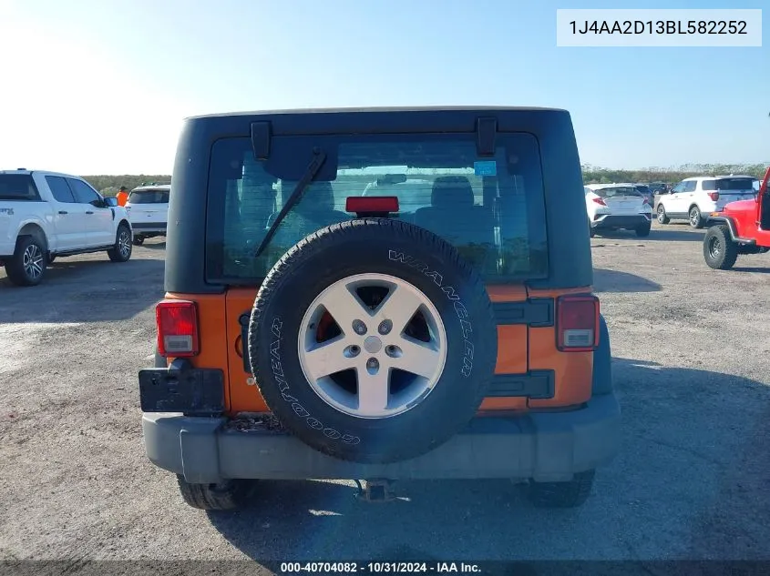 2011 Jeep Wrangler Sport VIN: 1J4AA2D13BL582252 Lot: 40704082