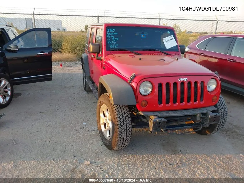 2013 Jeep Wrangler Unlimited Sport VIN: 1C4HJWDG1DL700981 Lot: 40537640