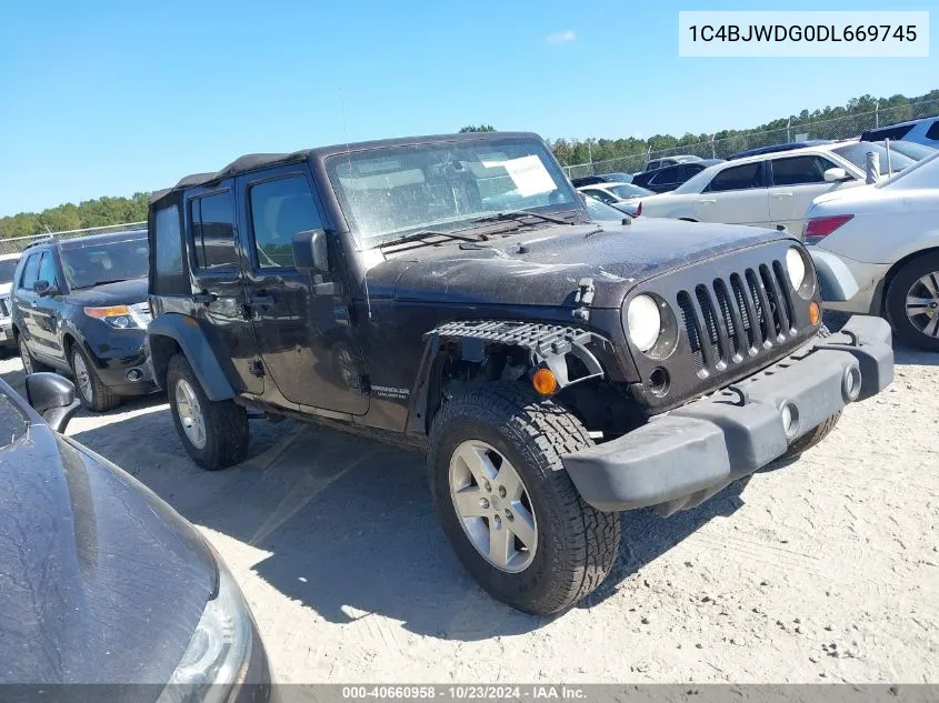 2013 Jeep Wrangler Unlimited Sport VIN: 1C4BJWDG0DL669745 Lot: 40660958