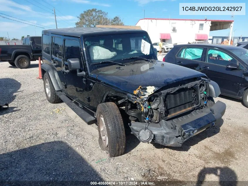 2016 Jeep Wrangler Unlimited Sport VIN: 1C4BJWDG2GL242927 Lot: 40550474