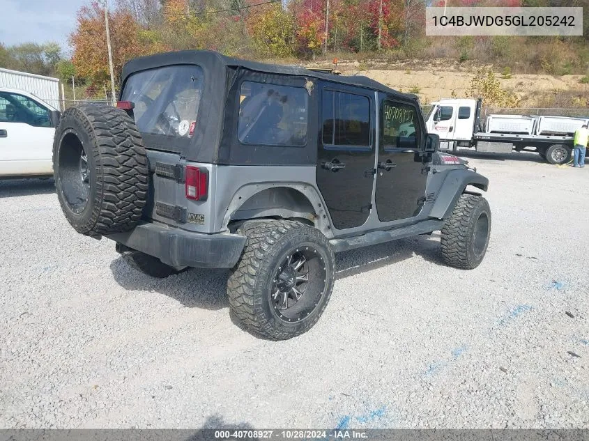 2016 Jeep Wrangler Unlimited Sport VIN: 1C4BJWDG5GL205242 Lot: 40708927